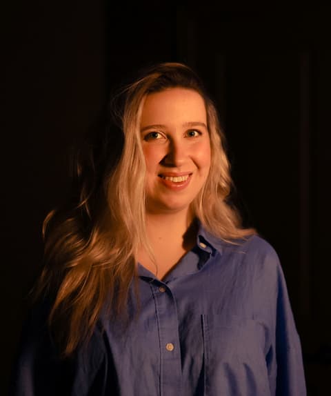 Hannah Holland