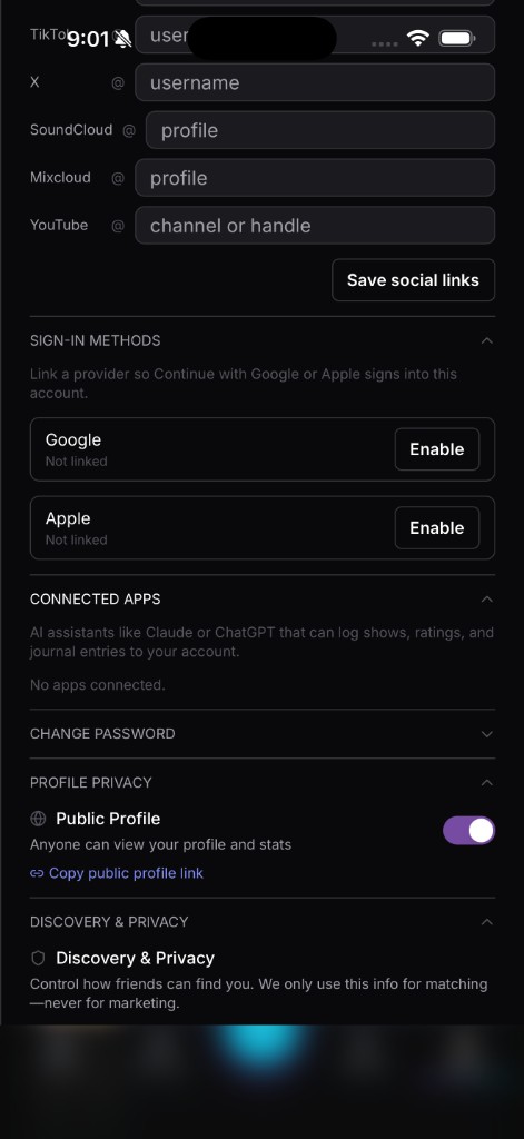 SoundOff's Settings screen showing the Connected Apps section with Claude and ChatGPT options.